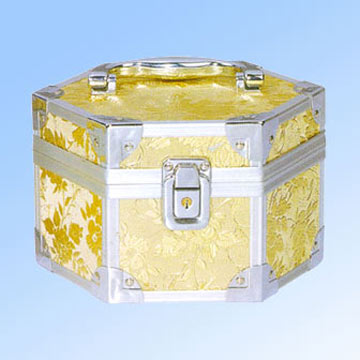 Hexagonal Beauty Case